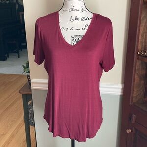 Old Navy burgundy v-neck Luxe Tshirt